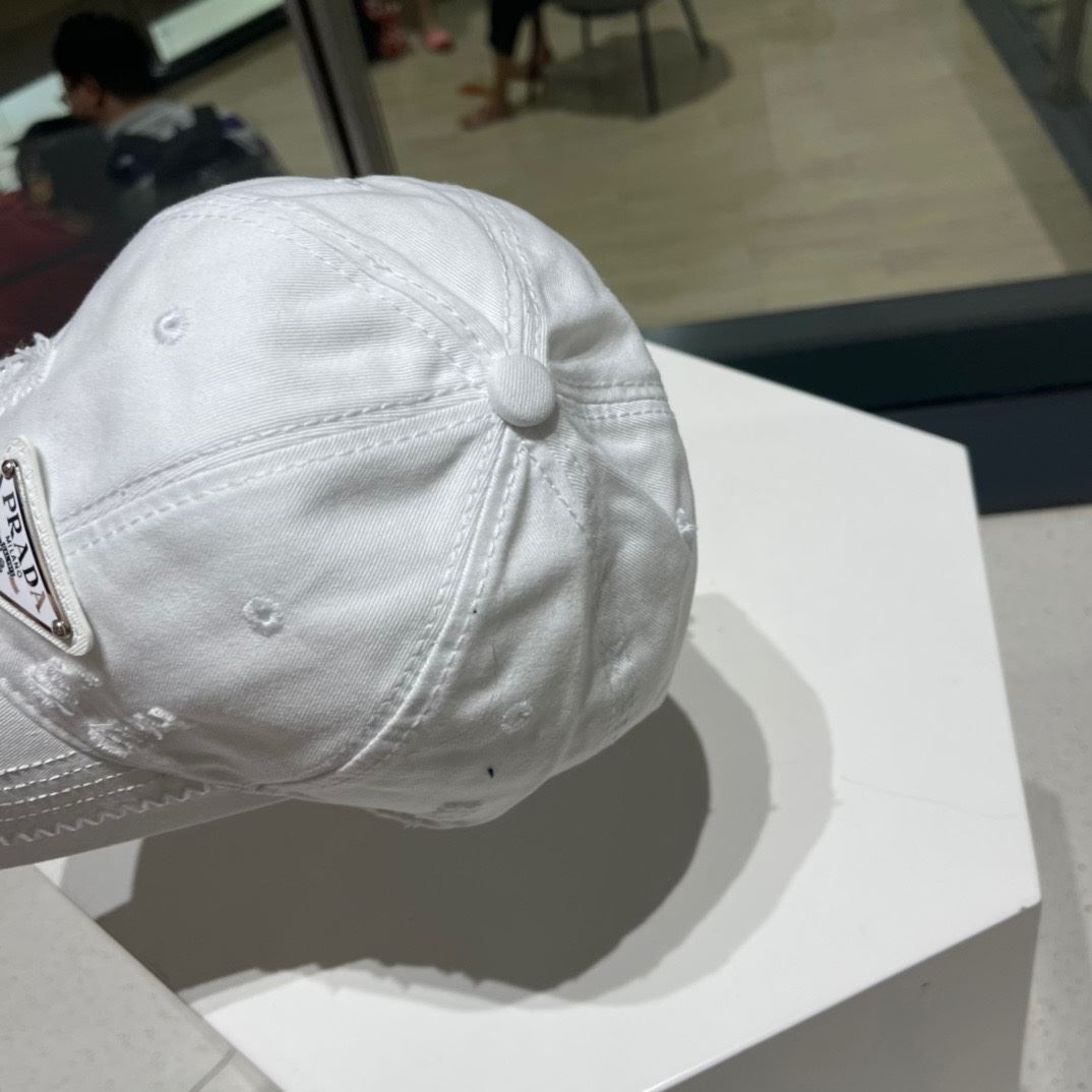 Prada Caps